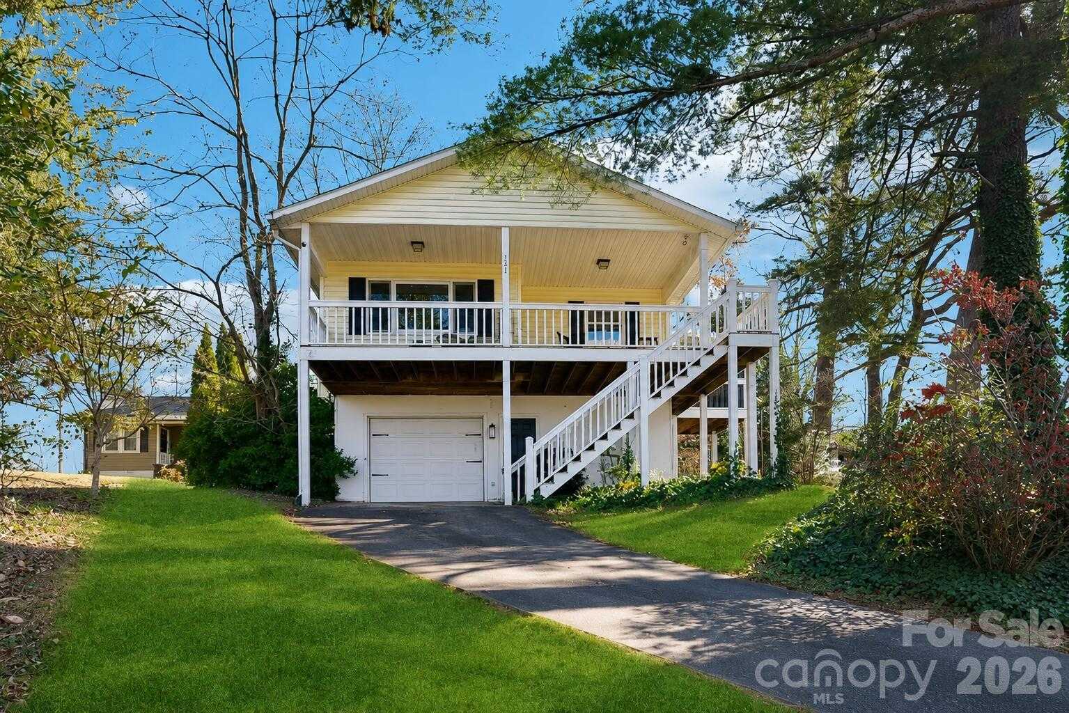 121 Oak Terrace Arden North Carolina United States, for Sale, residential, Toby Davis, RE/MAX RESULTS REALTY