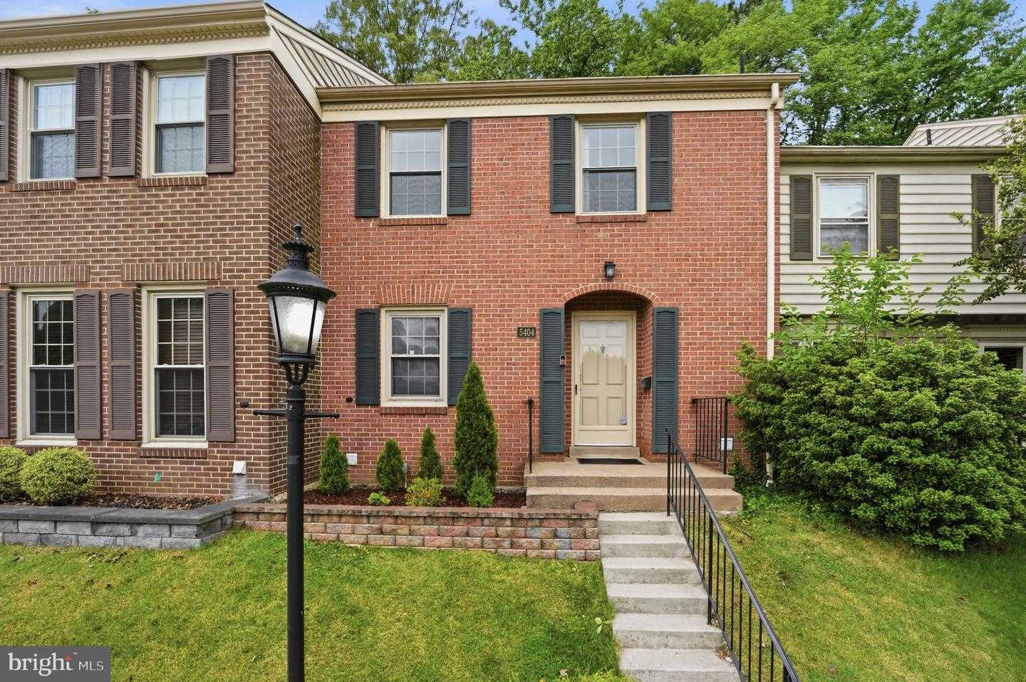 5404 CHARLESTON WOODS DRIVE Fairfax Virginia United States, for Sale, residential, Kamalia  Emerson, Samson Properties