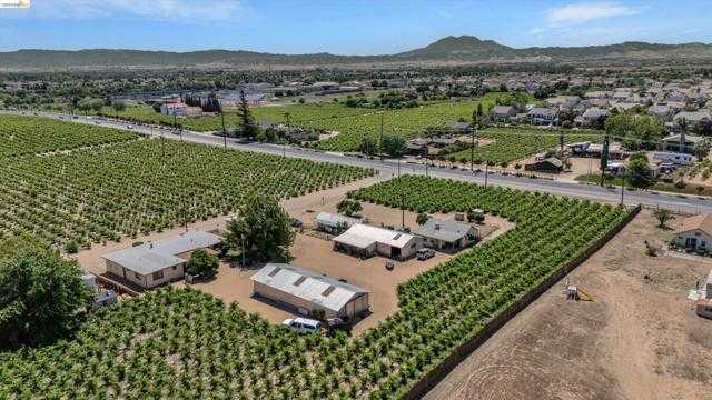 2080 Ohara Ave Oakley California United States, for Sale, residential, EVA CASTRO, HomeSmart Optima Realty