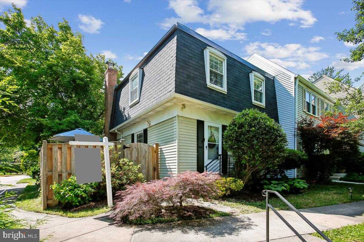 3140 ELLENWOOD DRIVE Fairfax Virginia United States, for Sale, residential, Kamalia  Emerson, Samson Properties