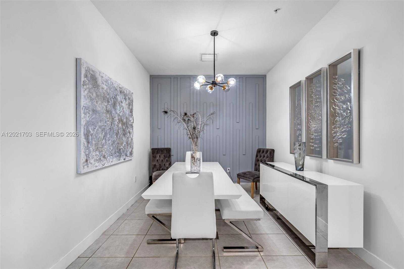 8015 NW 104th Ave  APT 3 Doral Florida United States, for Sale, residential, Roberto Villasmil, Interinvestments Realty, Inc.