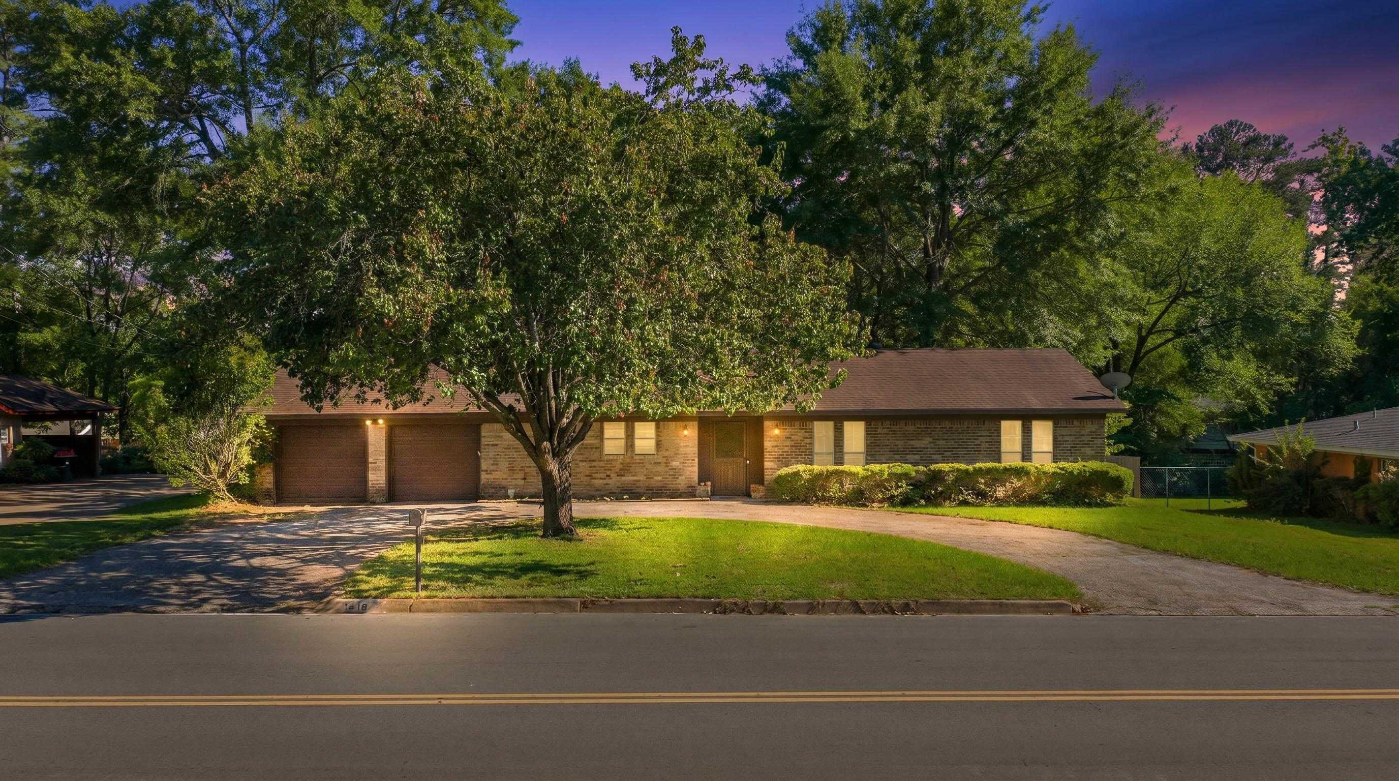 1218 Eden Dr Longview Texas United States, for Sale, residential,  , Drake Chapman Real Estate, Brokerage