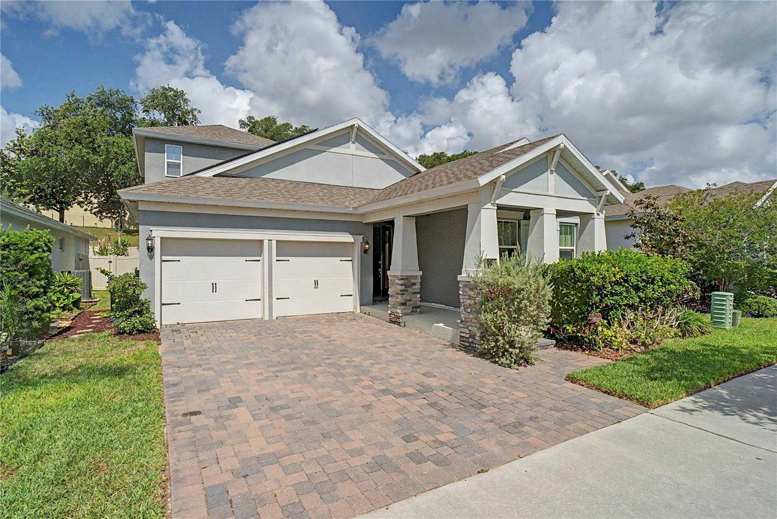 5040 BREEZY ACRES STREET Winter Garden Florida United States, for Sale, residential, Zaira Mejia, Spaces & Styles Group