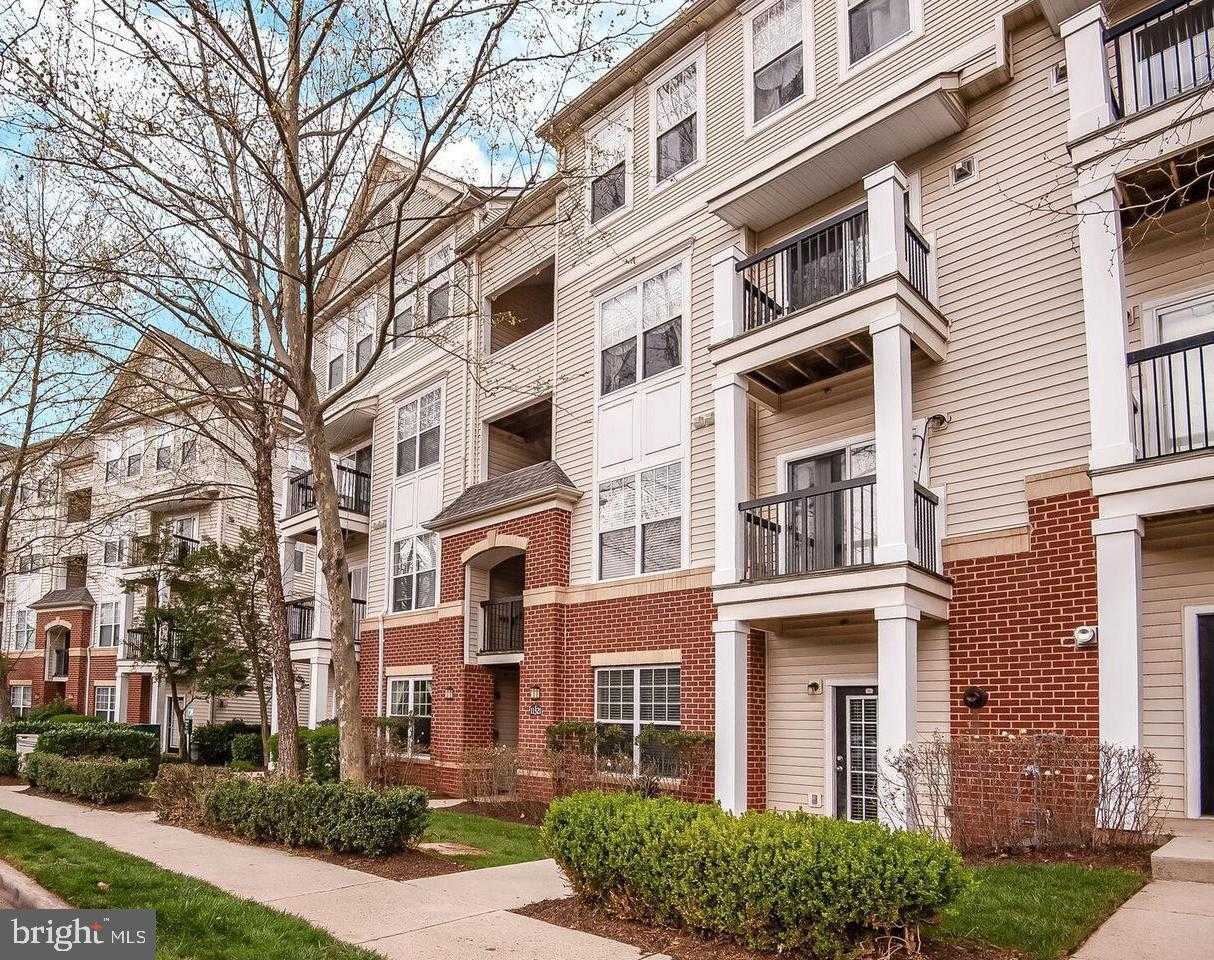 11321 ARISTOTLE DRIVE APT 3-303 Fairfax Virginia United States, for Sale, residential, Kamalia  Emerson, Samson Properties