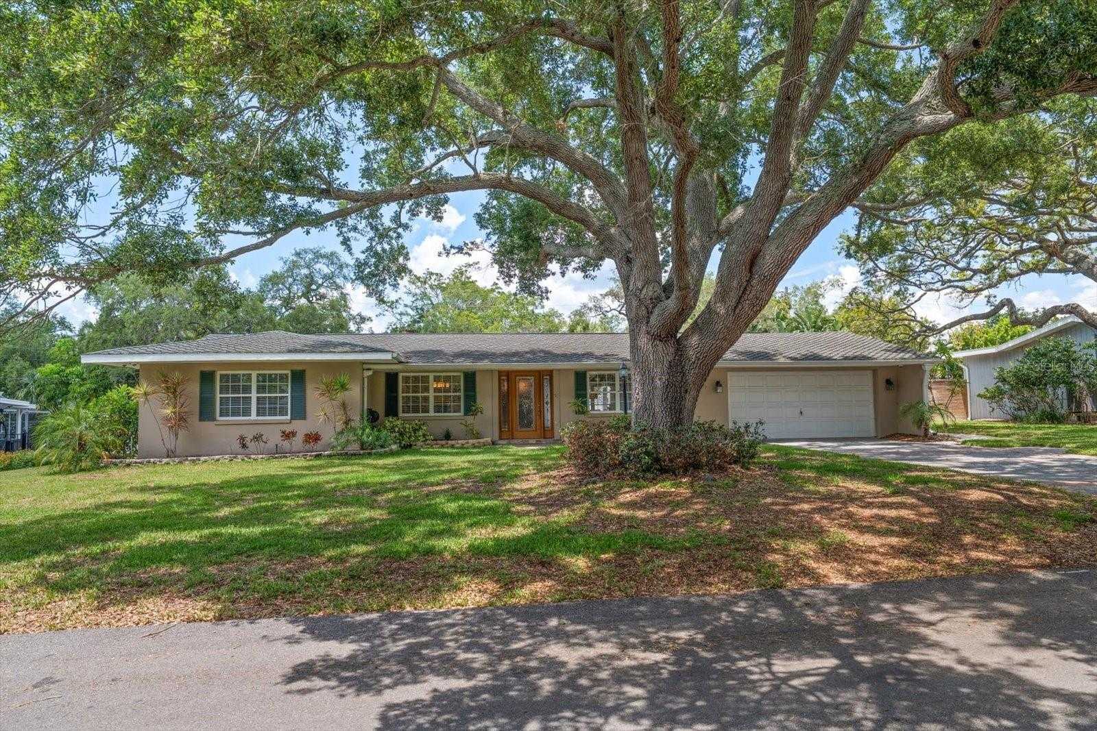 802 ALLAMANDA DRIVE Largo Florida United States, for Sale, residential,  ,  Real Estate Brokerage & Consultation, Inc