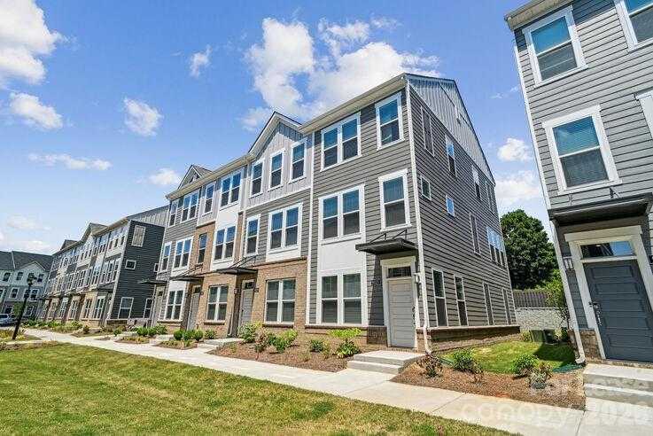 4375 Raleigh Street APT C1 Charlotte North Carolina United States, for Rent, residential, Kristen Haynes, New Home Buyers Brokers / Realty Pros