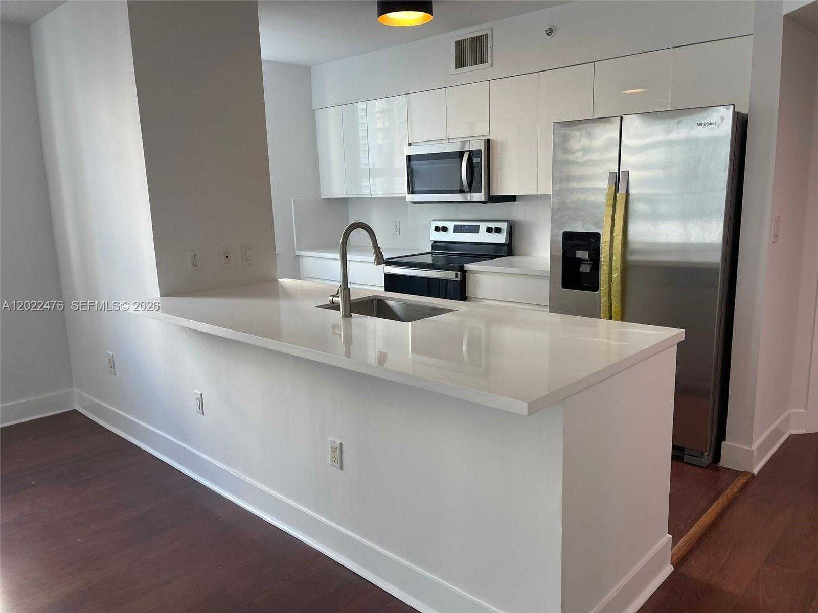 1155 Brickell Bay Dr  APT 1102 Miami Florida United States, for Sale, residential, Isabella Anderson, Incom Example Office