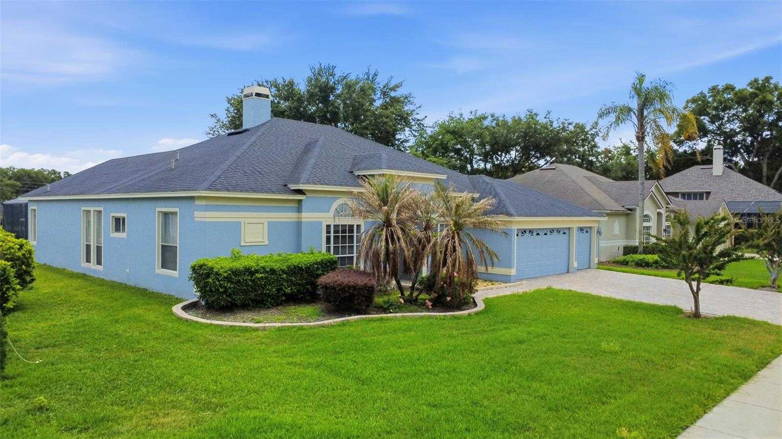 120 BLUE STONE CIRCLE Winter Garden Florida United States, for Sale, residential, Zaira Mejia, Spaces & Styles Group