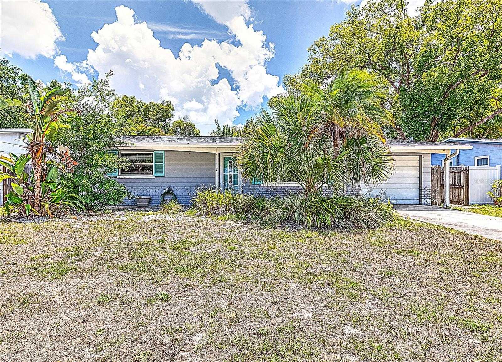 831 LAKESIDE DRIVE Largo Florida United States, for Sale, residential,  ,  Real Estate Brokerage & Consultation, Inc