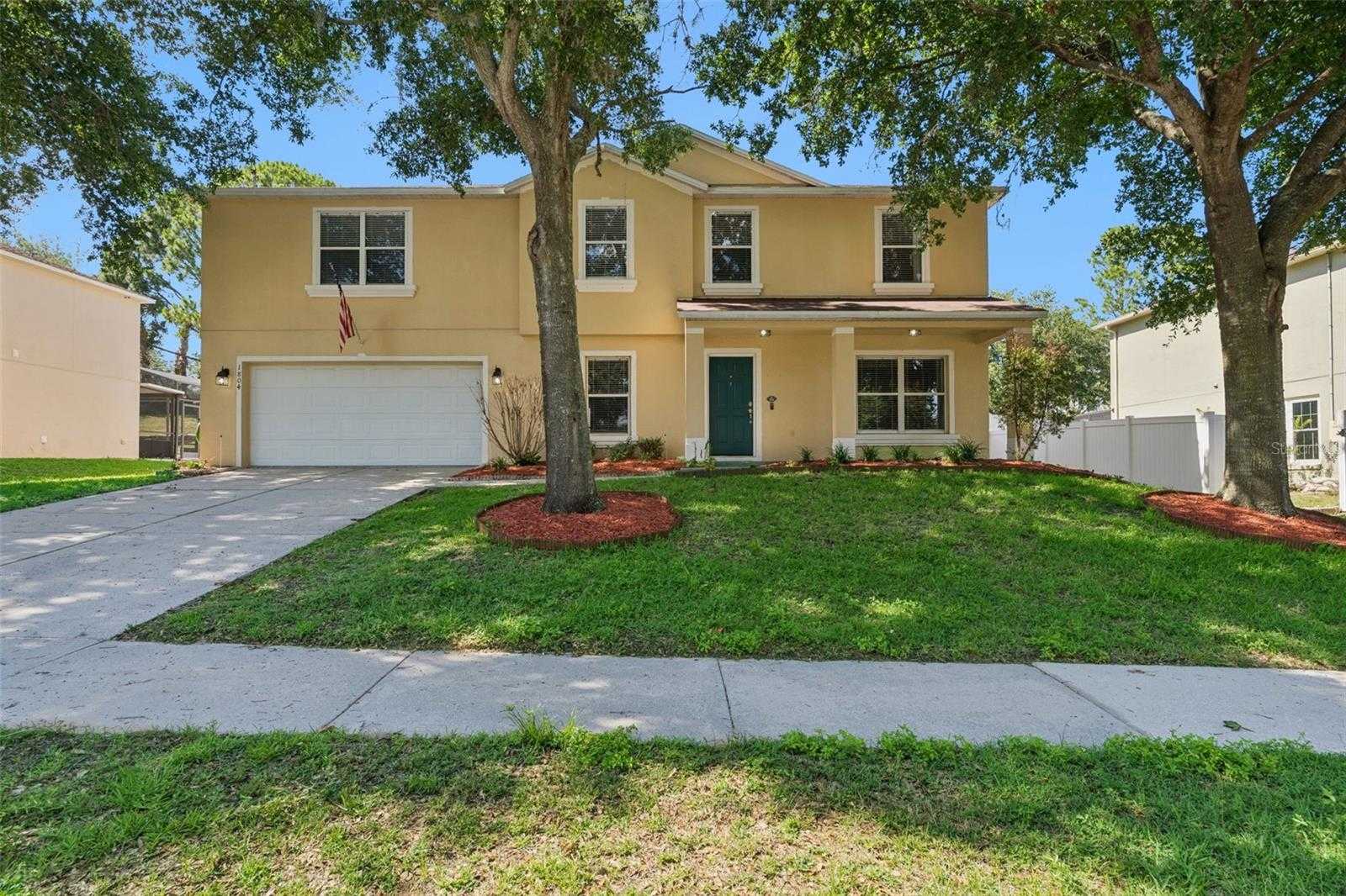 1804 VALE DRIVE Clermont Florida United States, for Sale, residential, Zaira Mejia, Spaces & Styles Group