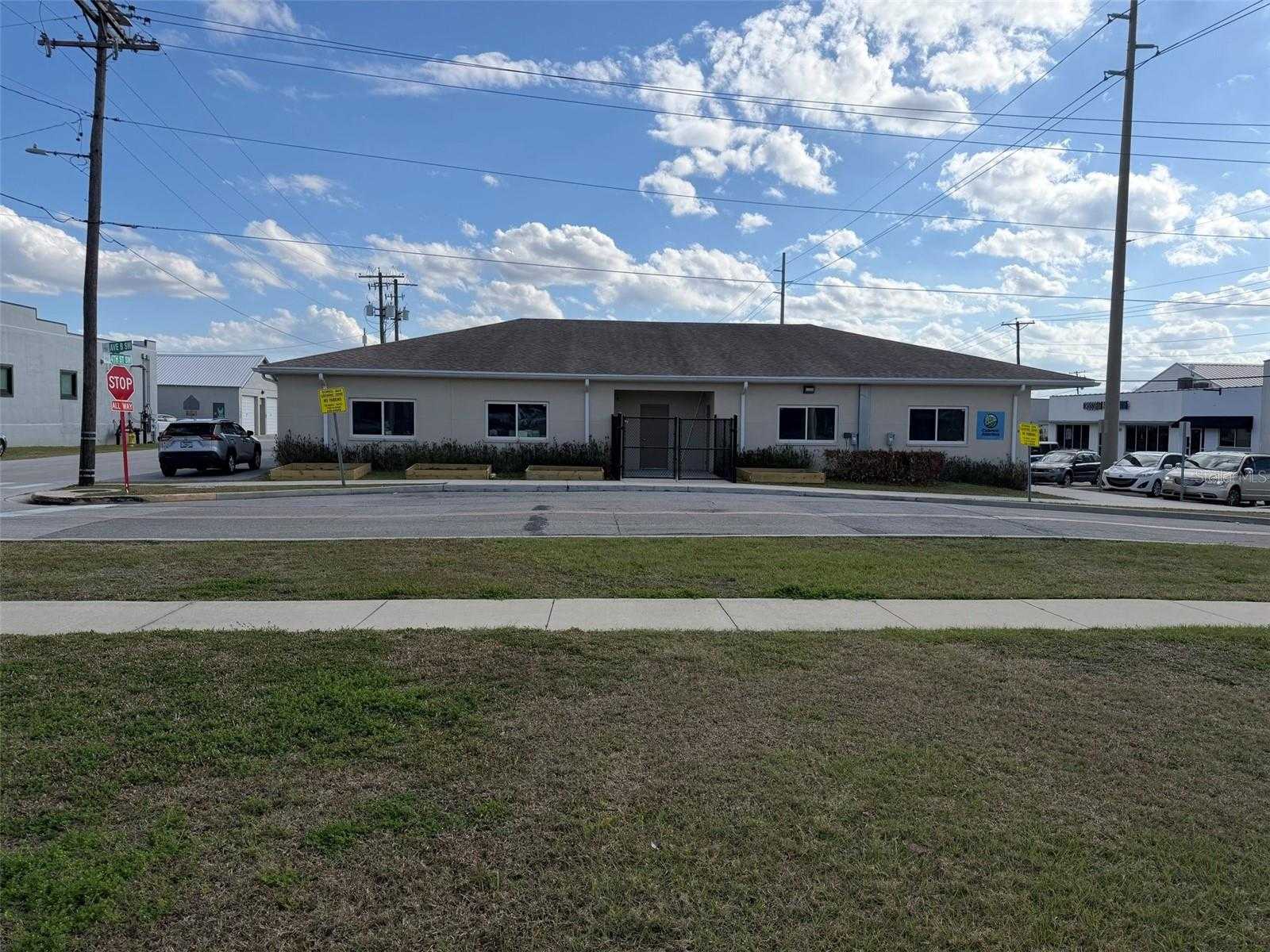 220 5TH STREET Winter Haven Florida United States, Leased, commercial, , Crosby and Associates Inc