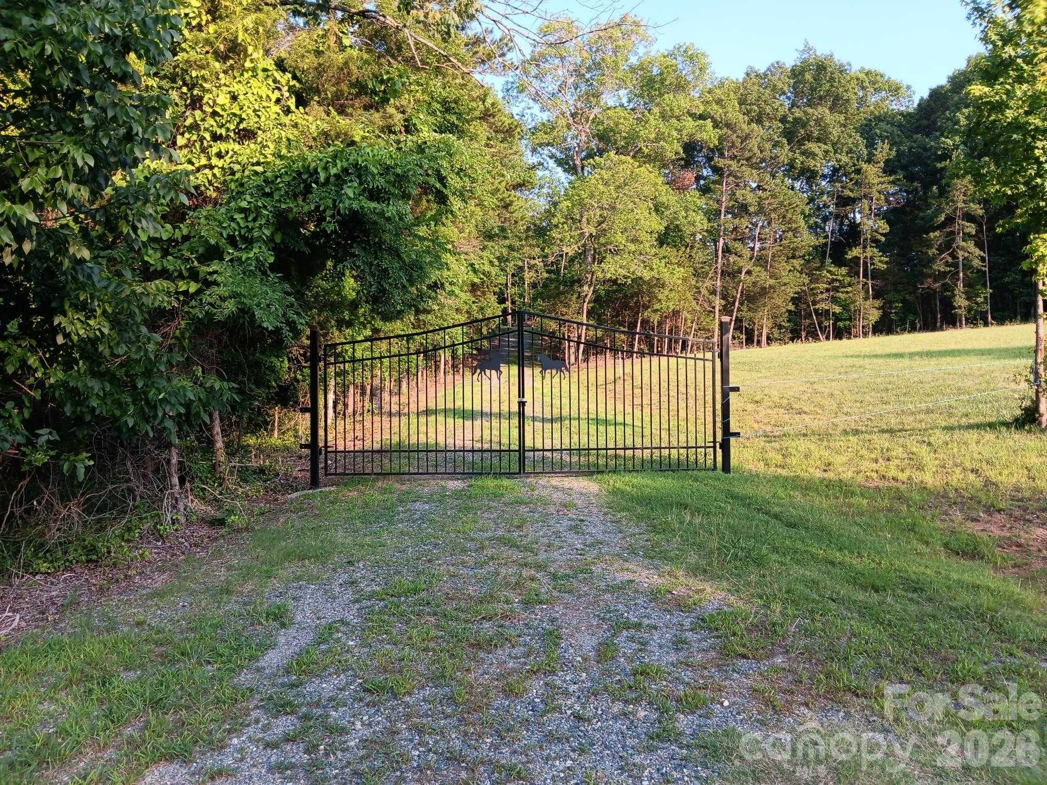 11610 Brief Road APT 2 Charlotte North Carolina United States, for Sale, commercial, Kristen Haynes, New Home Buyers Brokers / Realty Pros