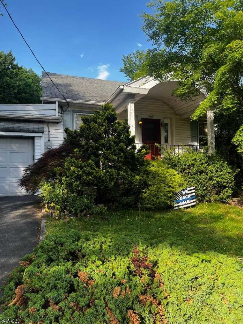 8 Beach Rd Verona Twp. New Jersey United States, for Sale, residential, Jill Savva, Century 21 Cedarcrest Realty