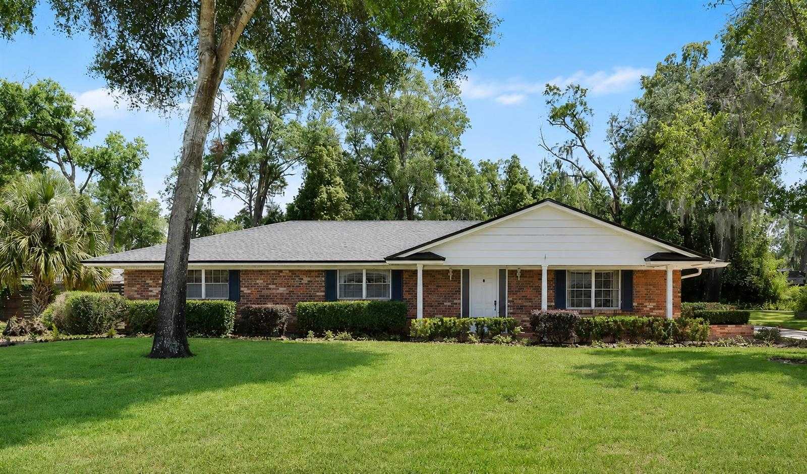 108 PINE NEEDLE LANE Altamonte Springs Florida United States, for Sale, residential, Zaira Mejia, Spaces & Styles Group