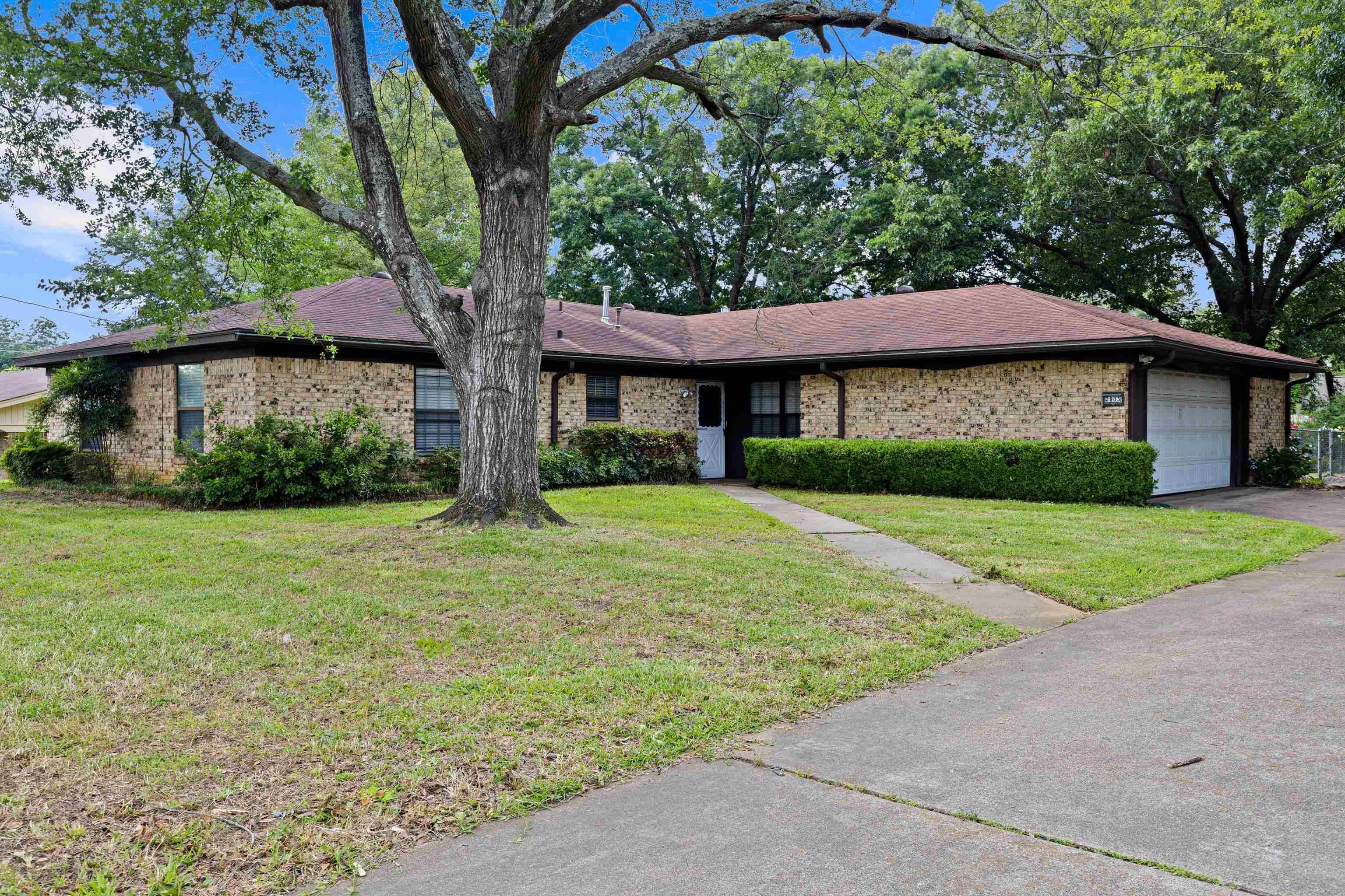 2803 Amberwood Dr Longview Texas United States, for Sale, residential,  , Drake Chapman Real Estate, Brokerage
