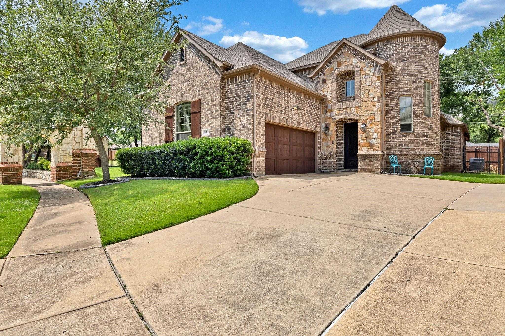 7401 Park Place Drive North Richland Hills Texas United States, for Sale, residential,  , DFW Fine Properties