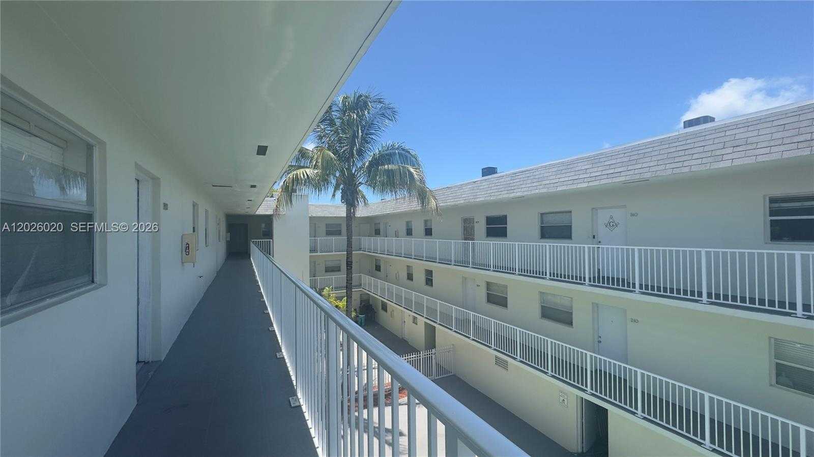 12890 NE 8th Ave  APT 302 North Miami Florida United States, for Rent, residential, NADIESKA  ULLOA , New Dreams Realty