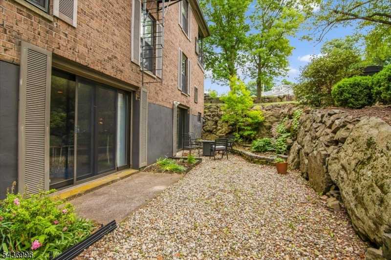 181 Long Hill Road Bldg 5-13  APT 13 Little Falls Twp. New Jersey United States, for Sale, residential, Jill Savva, Century 21 Cedarcrest Realty