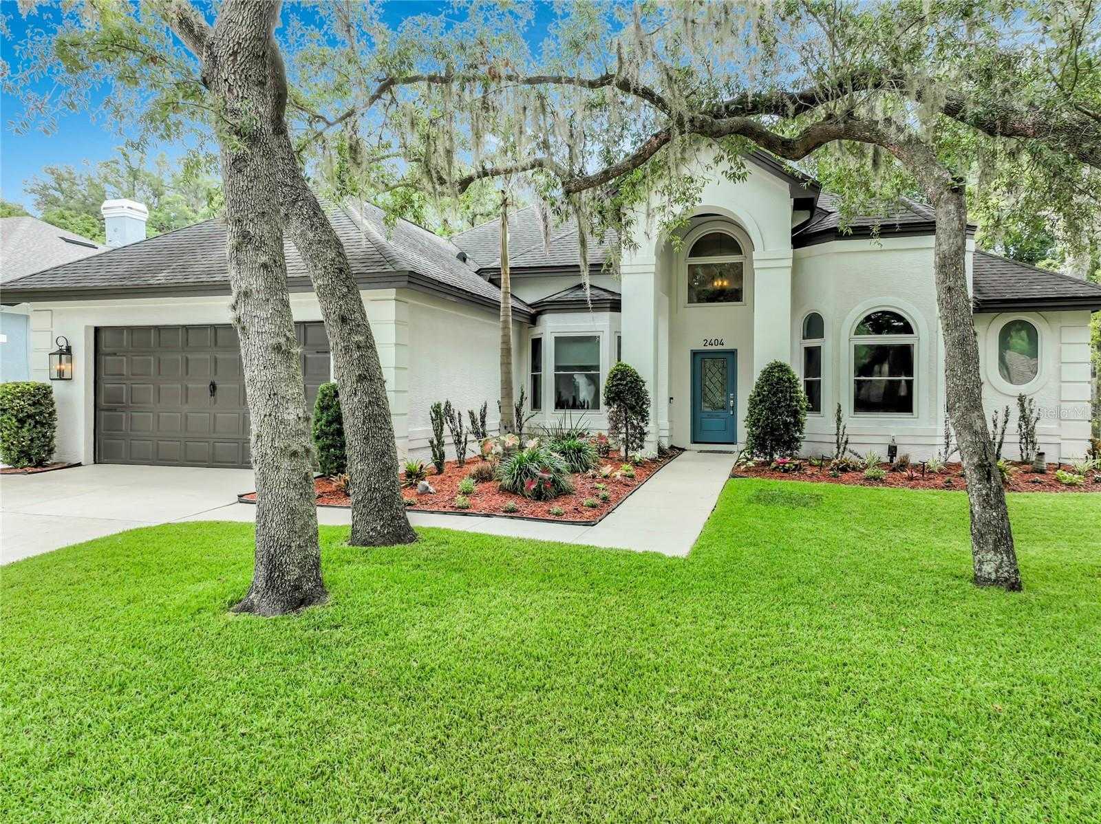 2404 CHANTILLY TERRACE Oviedo Florida United States, Sale Pending, residential, Fritz Wardlow, HomeSmart