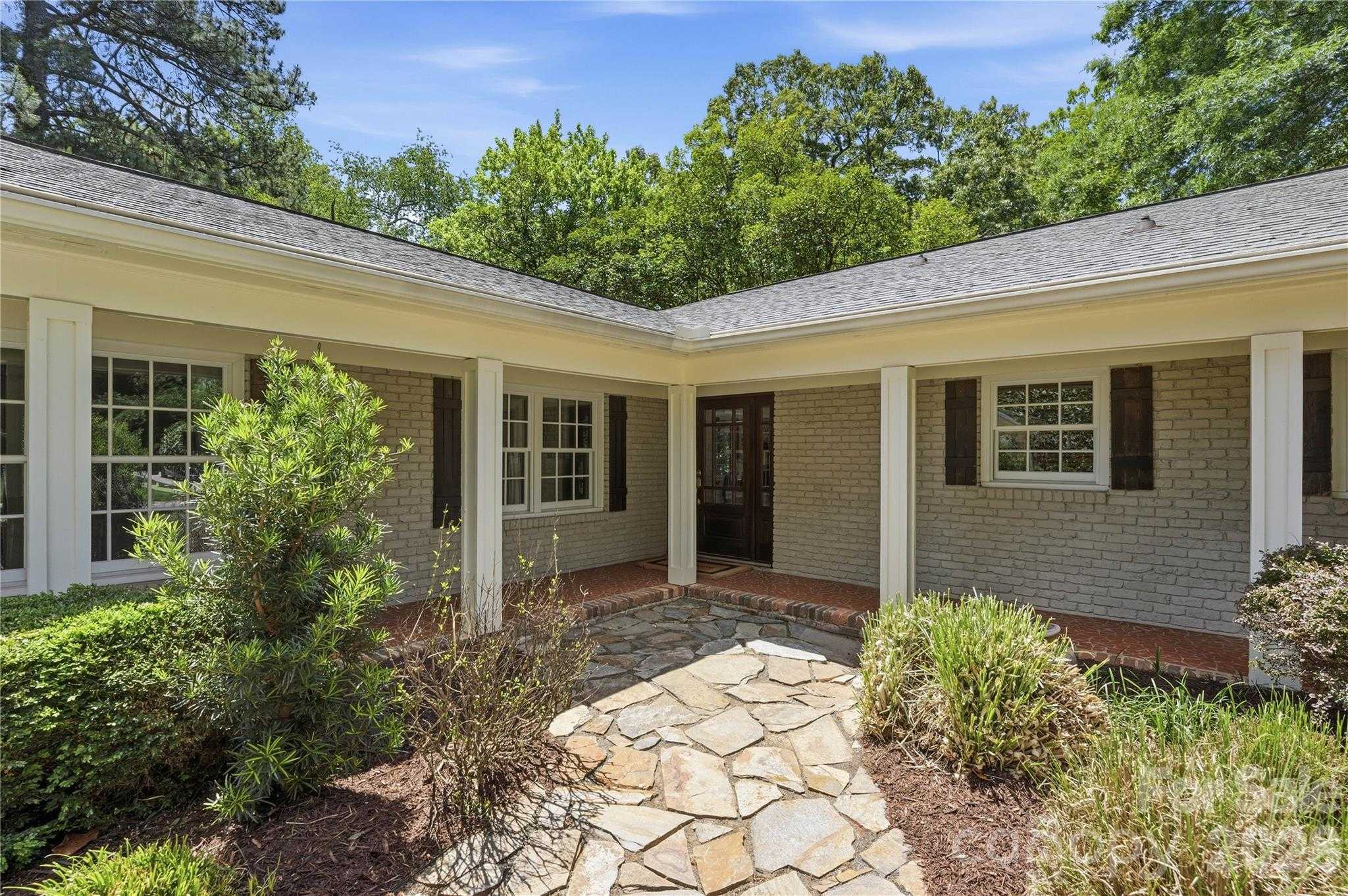 6014 Glenridge Road Charlotte North Carolina United States, for Sale, residential, Kristen Haynes, New Home Buyers Brokers / Realty Pros