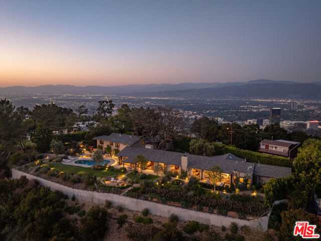 7840 Torreyson Drive Los Angeles California United States, for Sale, residential,  , InCom Brokerage Sample