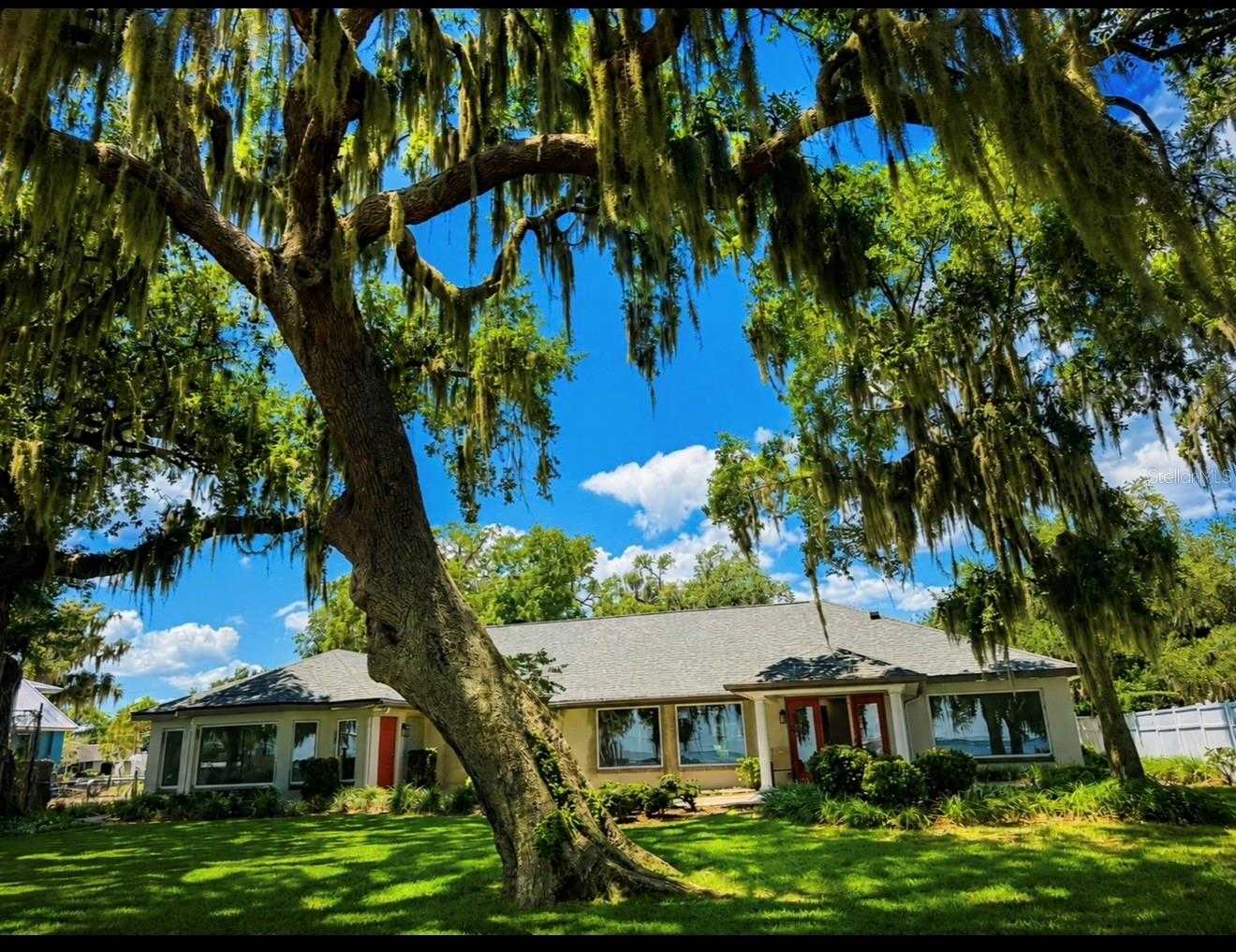 1341 W LAKESHORE DRIVE Clermont Florida United States, for Sale, residential, Zaira Mejia, Spaces & Styles Group