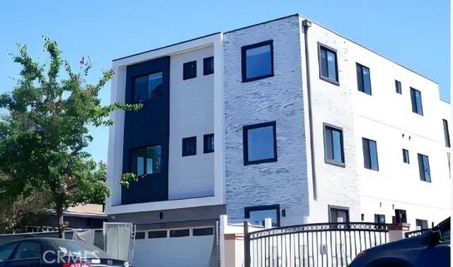 3020 S Normandie Street Los Angeles California United States, for Rent, residential,  , Castle Rock Realty