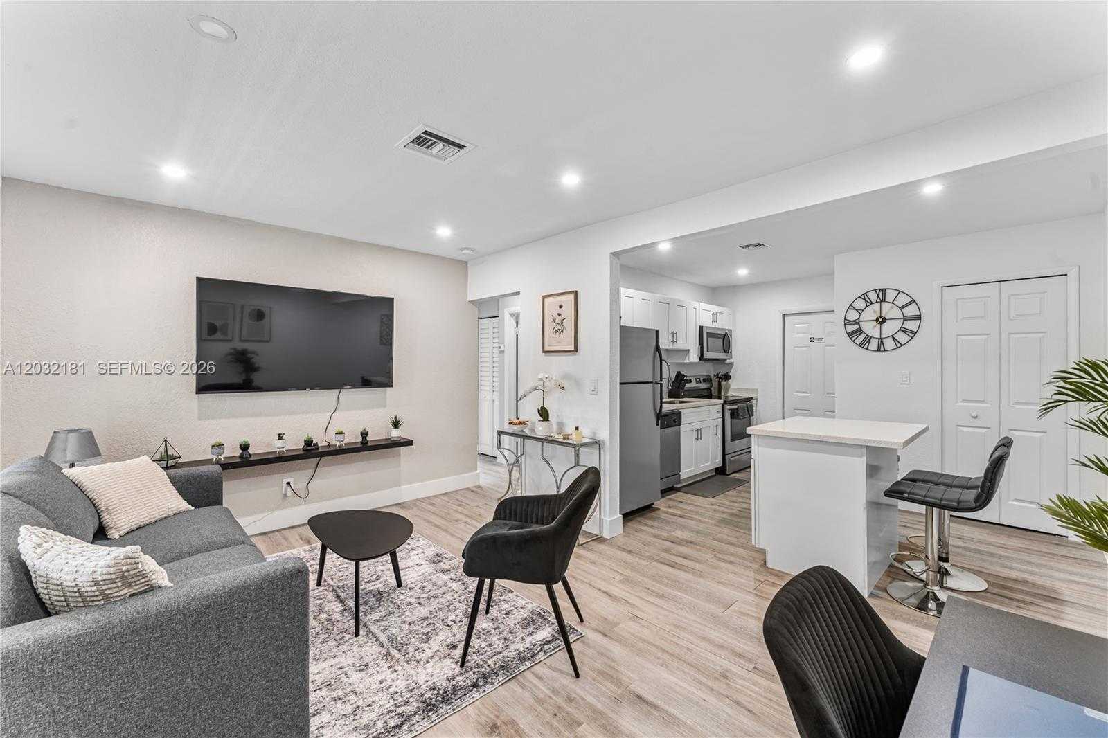 1521 NE 118th Ter  APT 1 Miami Florida United States, for Rent, residential,  , Phoenix Realtors LLC