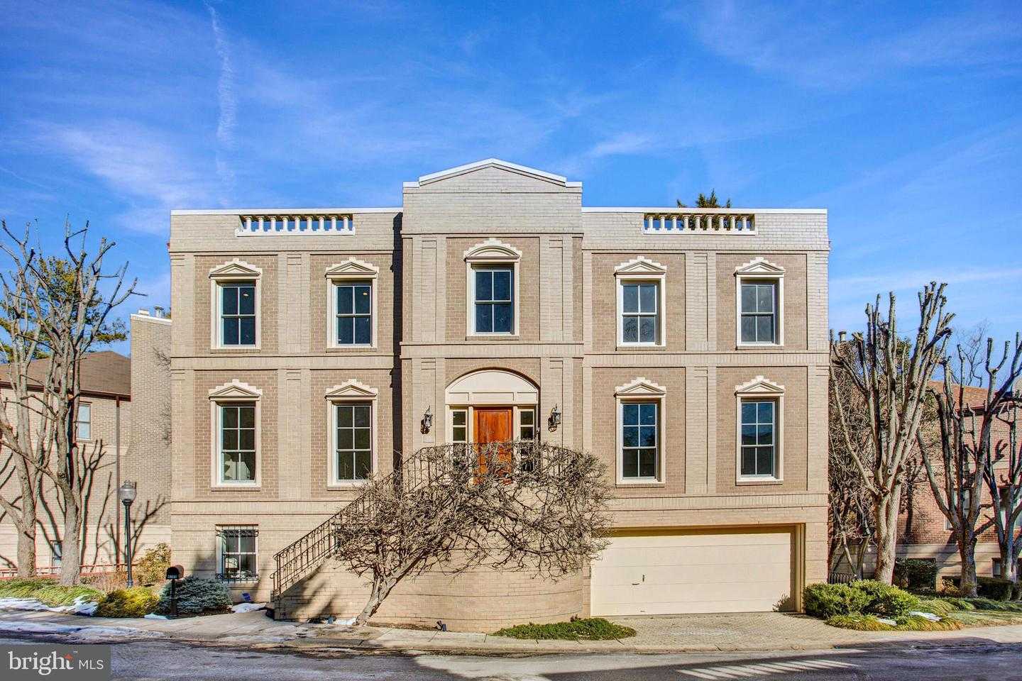 4709 FOXHALL CRESCENT Washington District Of Columbia United States, for Sale, residential, Edward Giles, Georgetown Realty Group