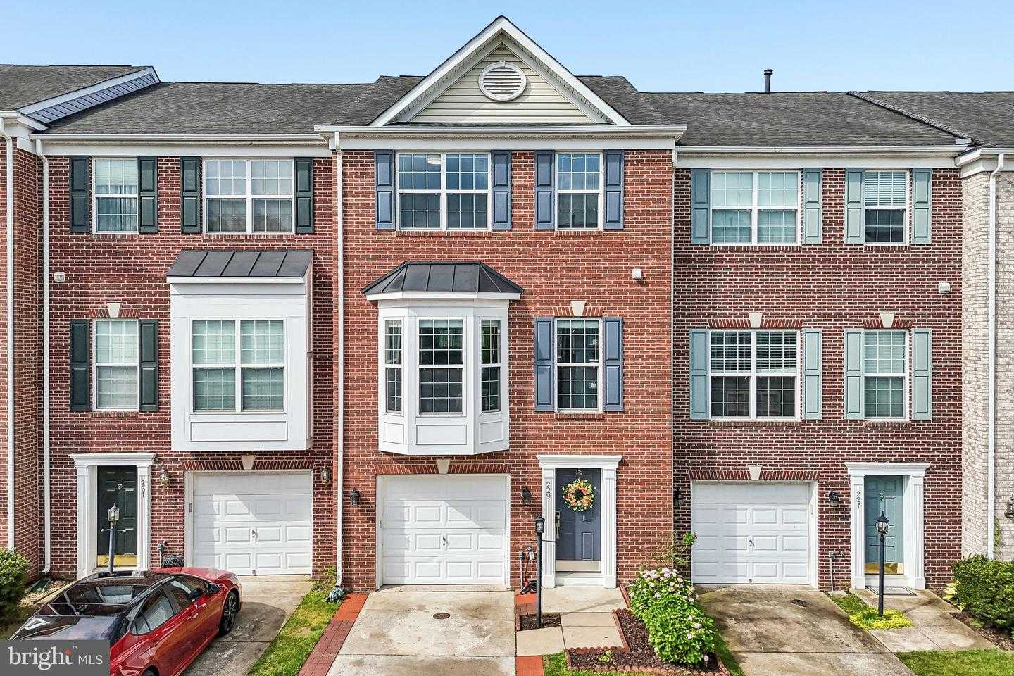 229 HAWKS VIEW SQUARE Leesburg Virginia United States, for Sale, residential, Camille Payne, Samson Properties