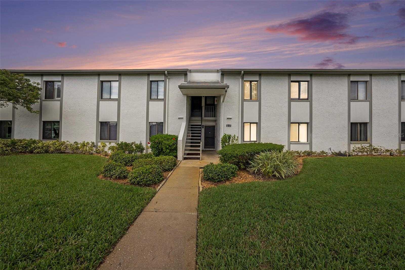 124 W CYPRESS COURT Oldsmar Florida United States, for Sale, residential, Tony Quevedo , Kokopelli Real Estate