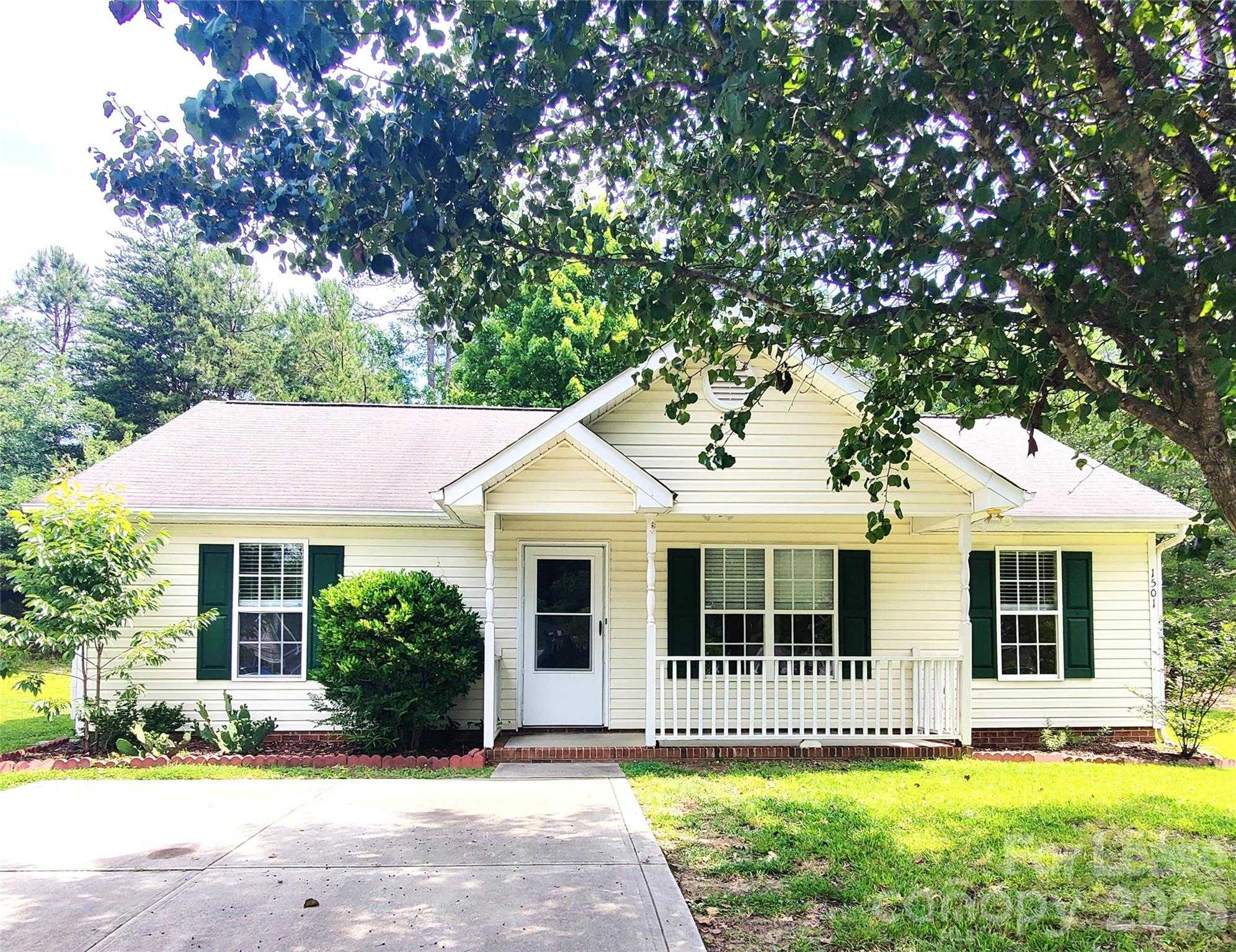 1501 Bear Brook Drive Charlotte North Carolina United States, for Rent, residential, Kristen Haynes, New Home Buyers Brokers / Realty Pros