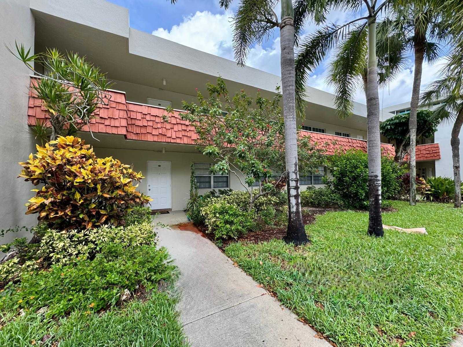 901 Cypress Terrace APT 103 Pompano Beach Florida United States, for Sale, residential,  , D'Lux Real Estate Services, LLC