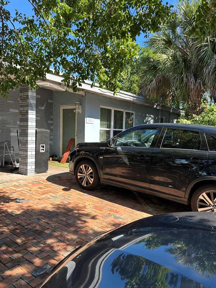 1571 NE 43rd Street Pompano Beach Florida United States, for Sale, residential, Gloria Reynolds, Incom Example Demo Office