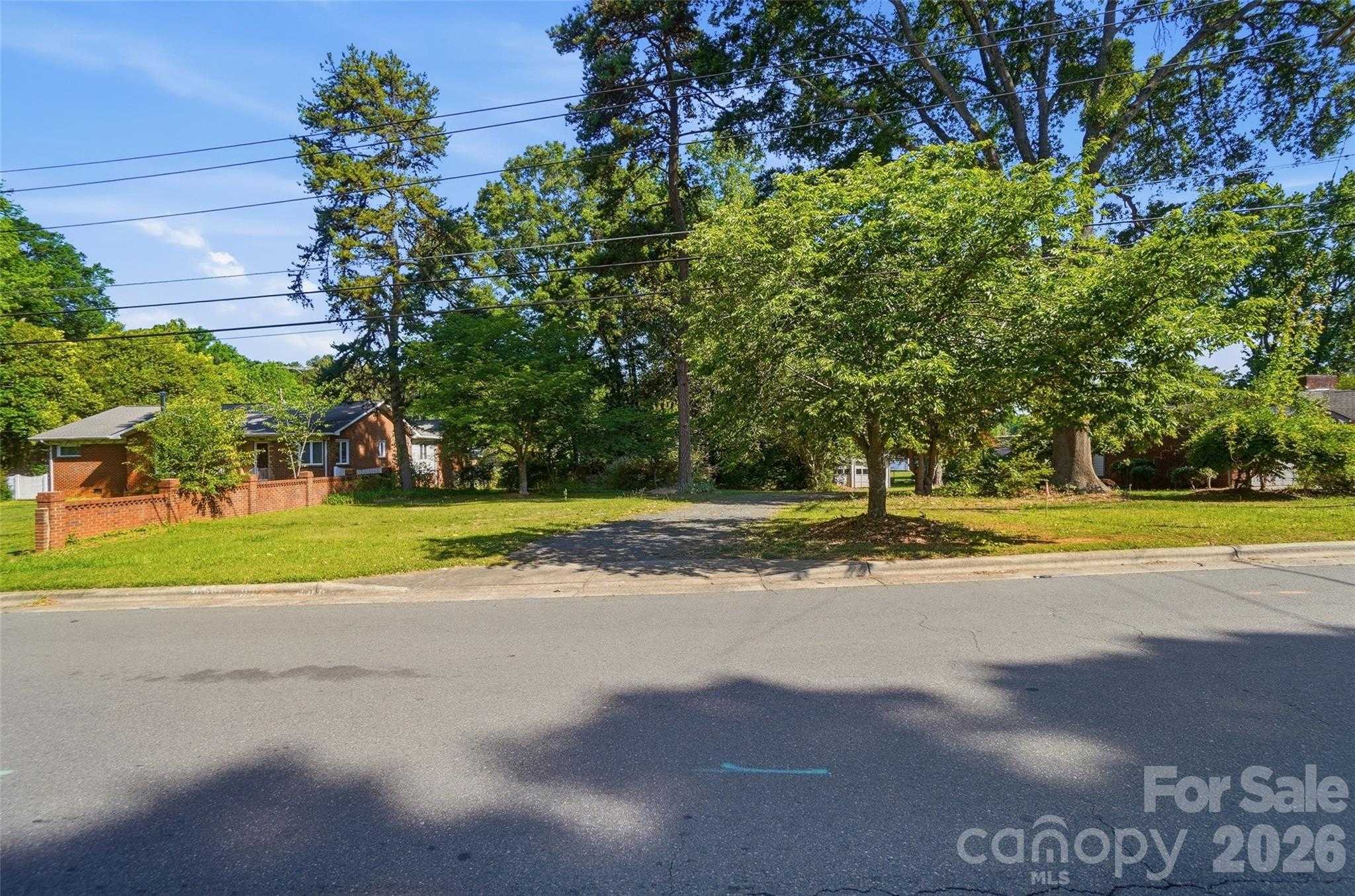 Wilora Lake Road APT 2 Charlotte North Carolina United States, for Sale, commercial, Kristen Haynes, New Home Buyers Brokers / Realty Pros