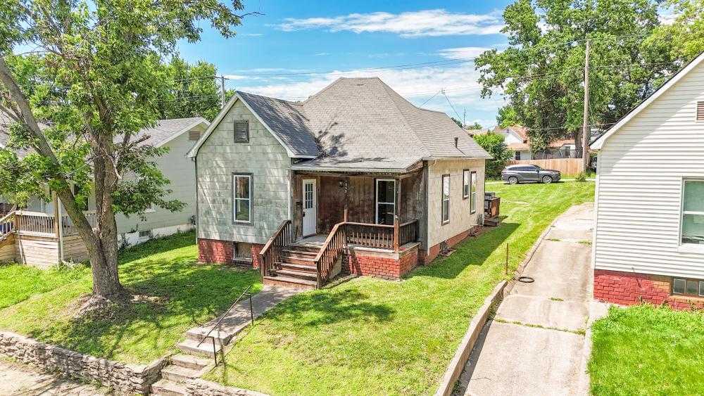 1055 Bond St. Moberly Missouri United States, for Sale, residential,  , CENTURY 21 McKeown & Associates, Inc.