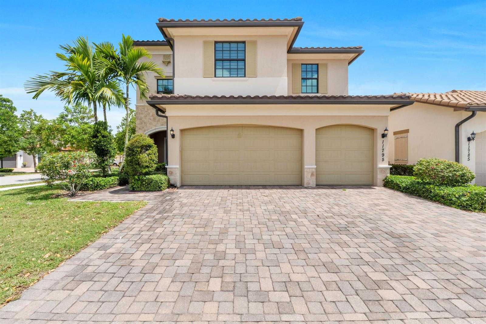 11795 Waterway Circle Parkland Florida United States, for Sale, residential, Pierre J Denis, Realty 100