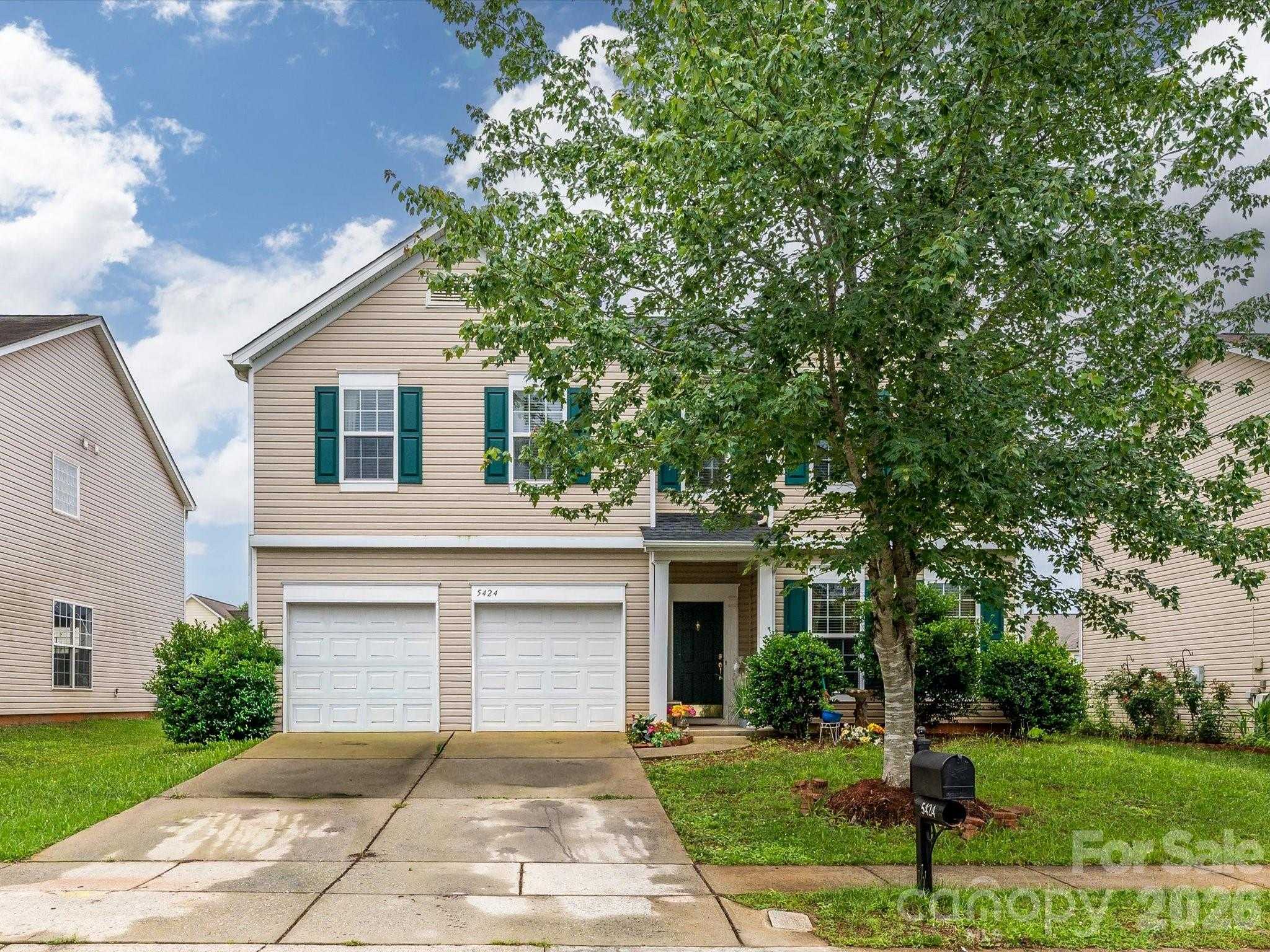 5424 Nightshade Oaks Drive Charlotte North Carolina United States, for Sale, residential, Kristen Haynes, New Home Buyers Brokers / Realty Pros