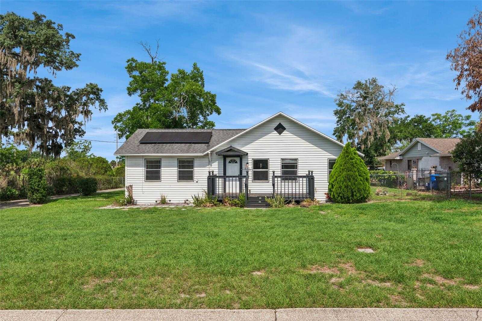 650 S LAKEWOOD AVENUE Ocoee Florida United States, for Sale, residential, Zaira Mejia, Spaces & Styles Group