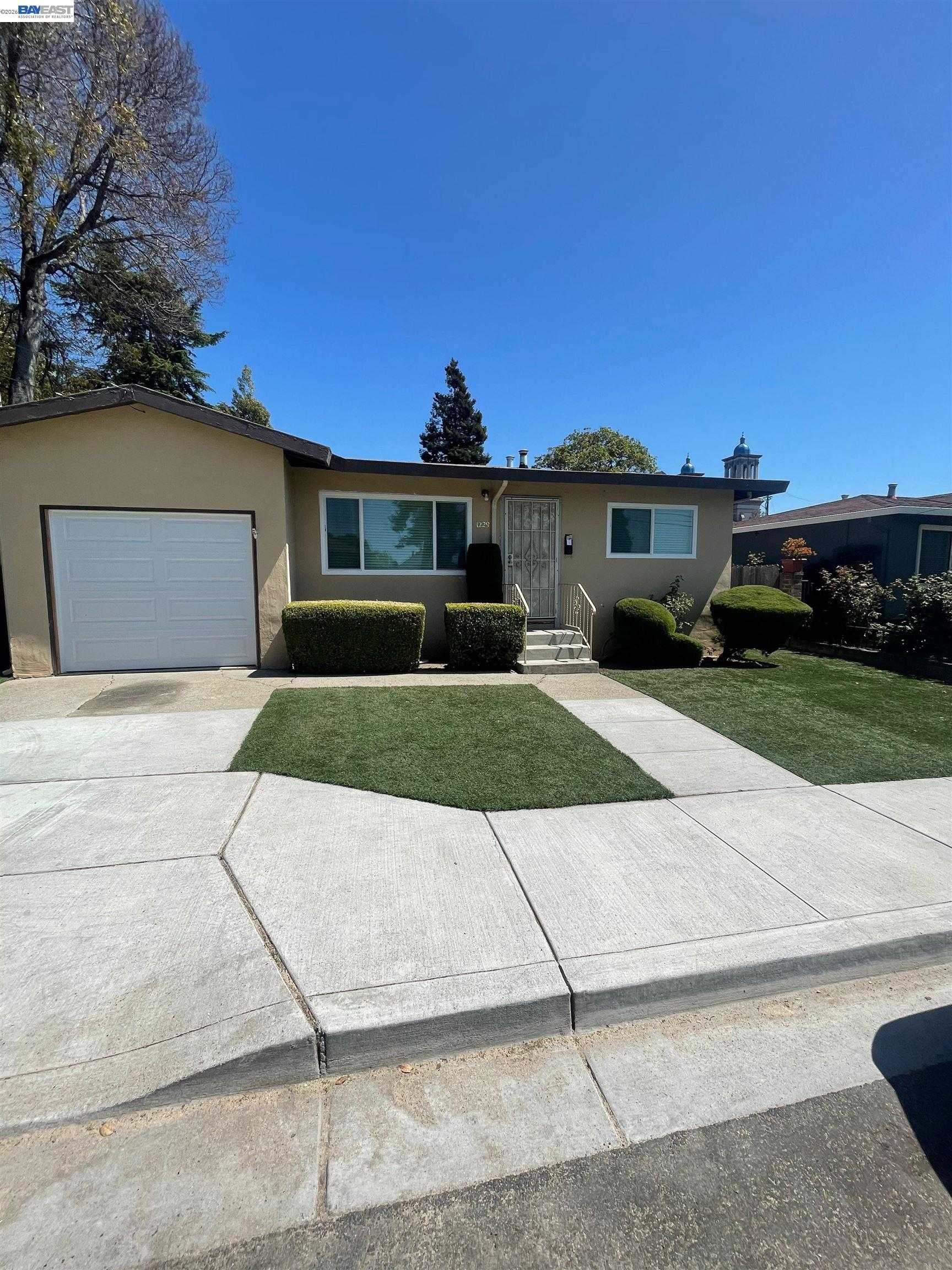 1229 Bellina St Hayward California United States, for Sale, residential, Zoe Wahidi, Your Home Sold Guaranteed Realty