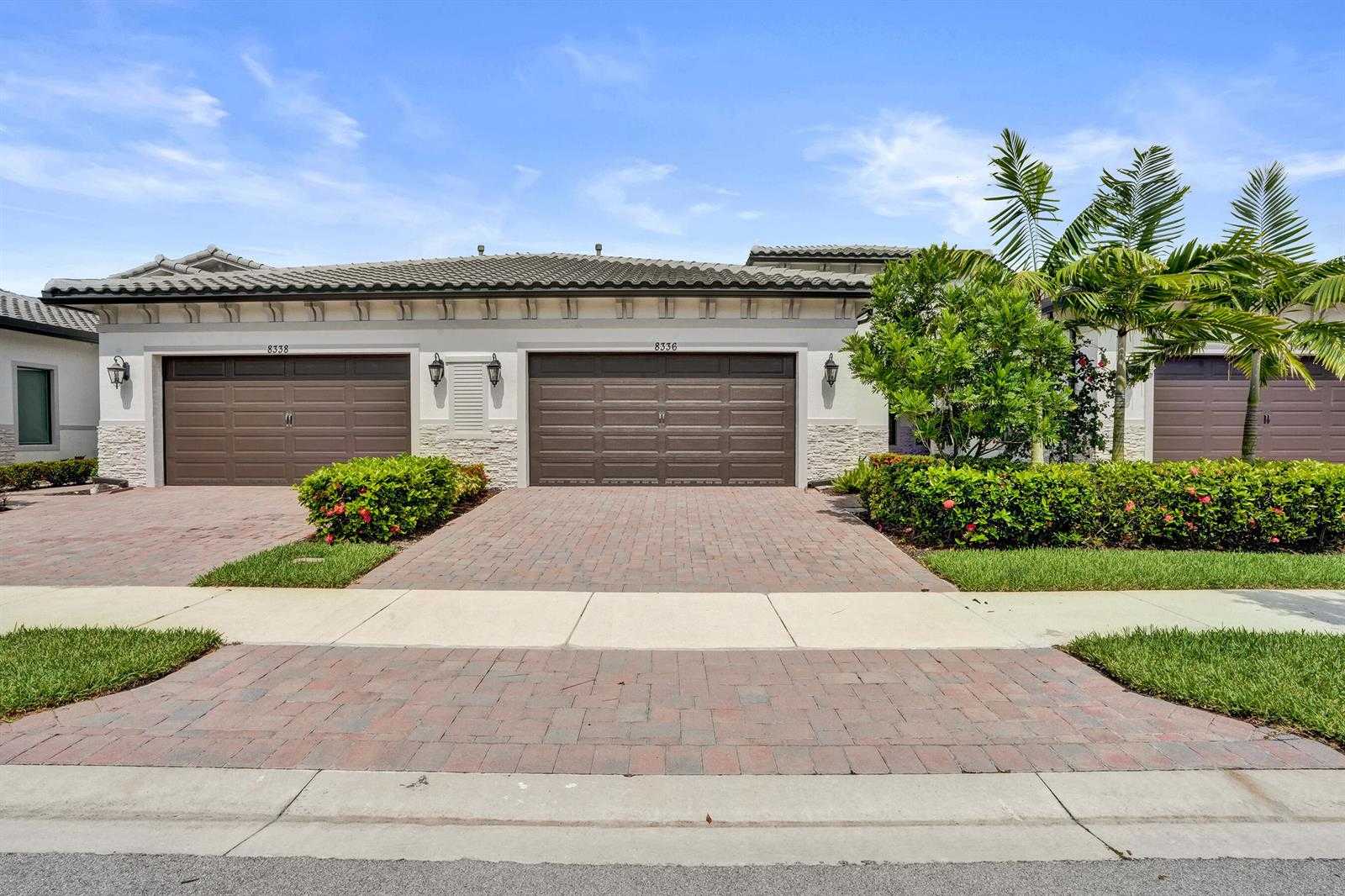 8336 W Blue Spring Drive Parkland Florida United States, for Sale, residential, Pierre J Denis, Realty 100