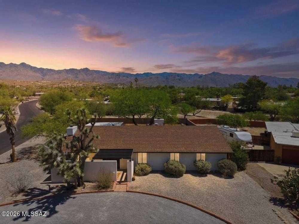7725 Manor Place Tucson Arizona United States, for Sale, residential, Aaron Lieberman, TIERRA ANTIGUA REALTY