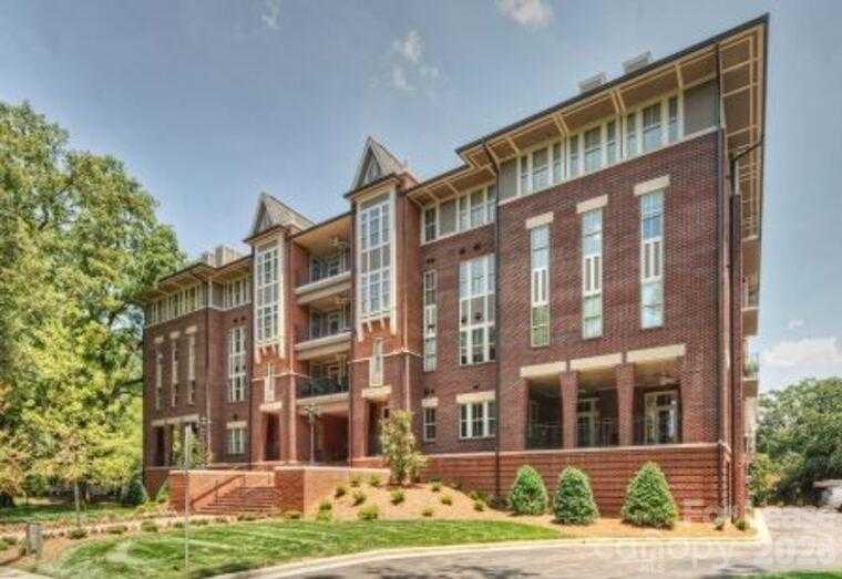 2100 W Queens W APT Entertainer Charlotte North Carolina United States, for Rent, residential, Kristen Haynes, New Home Buyers Brokers / Realty Pros