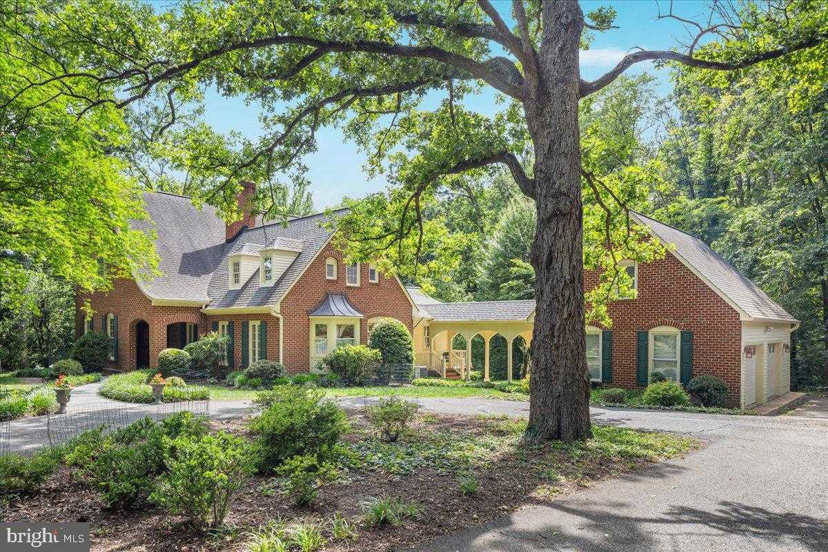 7131 WOODLAND DRIVE Springfield Virginia United States, for Sale, residential, Bruno Tarquinii, Fairfax Realty Premier