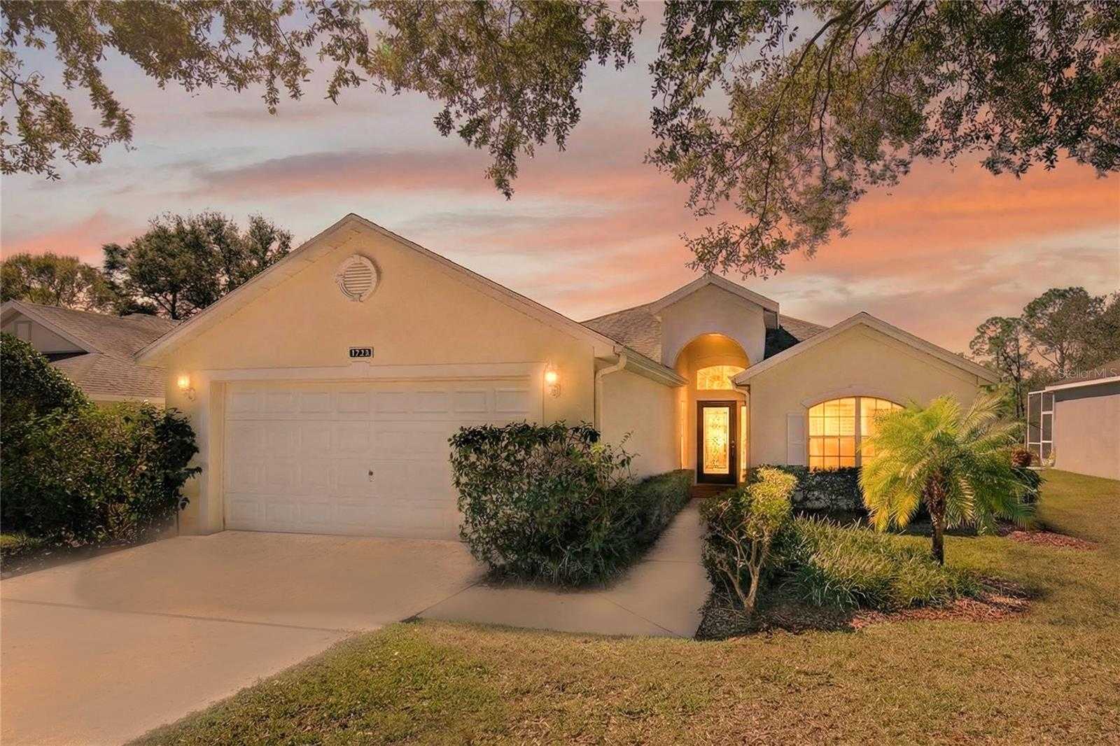3786 AVON COURT Clermont Florida United States, for Sale, residential, Zaira Mejia, Spaces & Styles Group