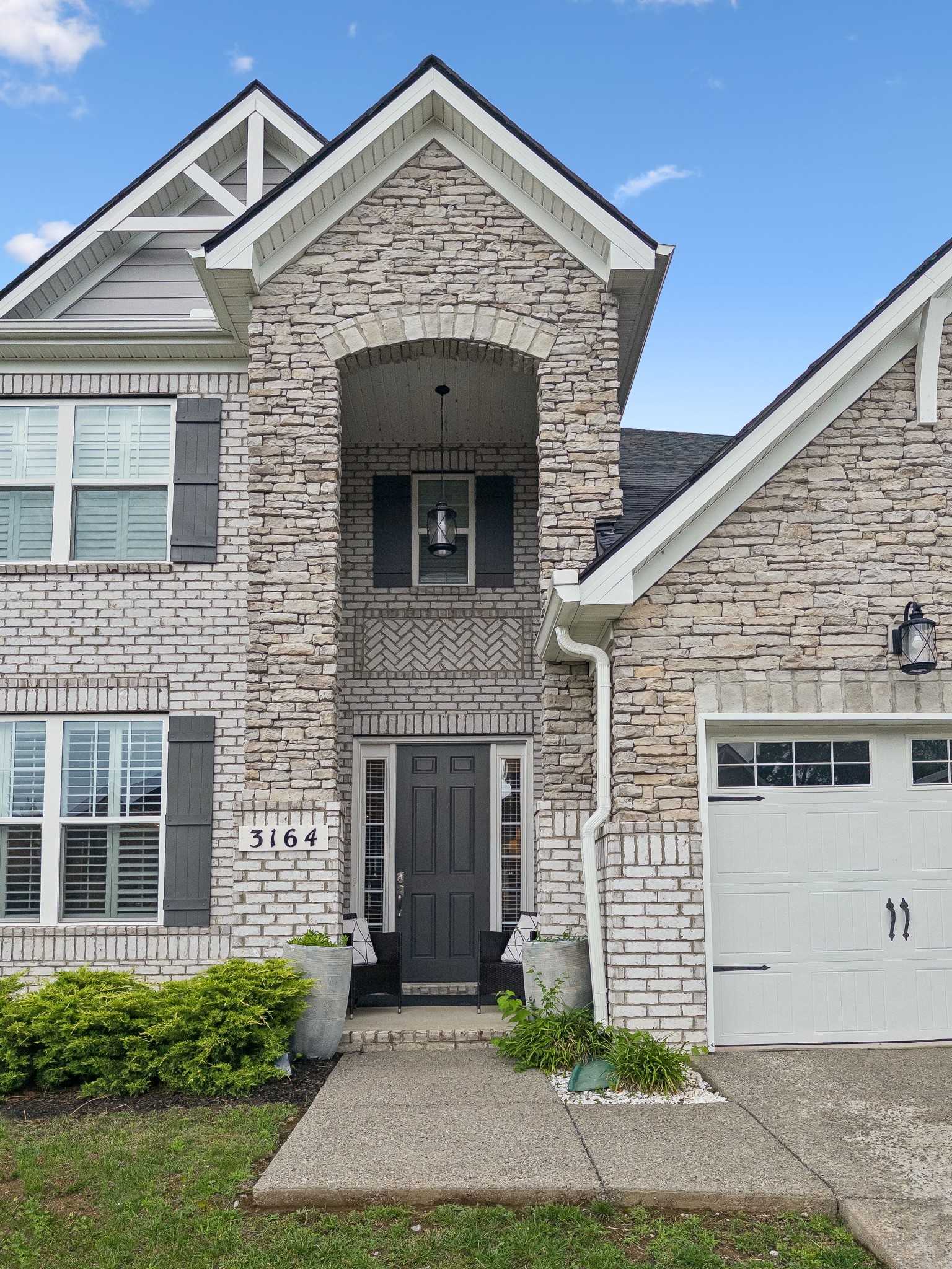 3164 Charles Park Dr Nashville Tennessee United States, for Sale, residential, Adam Hanes, LPT Realty