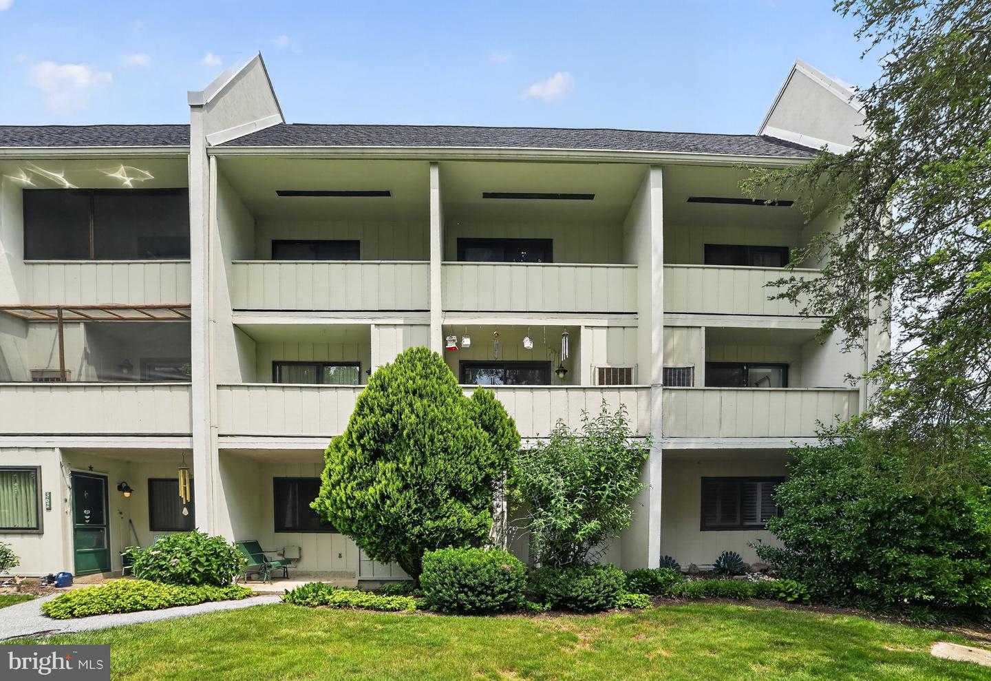 364 SUMMIT HOUSE  APT 364 West Chester Pennsylvania United States, for Sale, residential,  , Swayne Real Estate Group