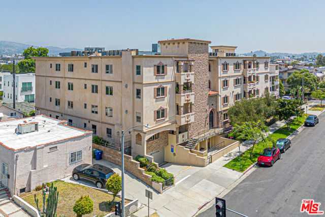 5057 Maplewood Avenue APT PH4 Los Angeles California United States, for Sale, residential, Joana Laundern, InCom Brokerage Sample