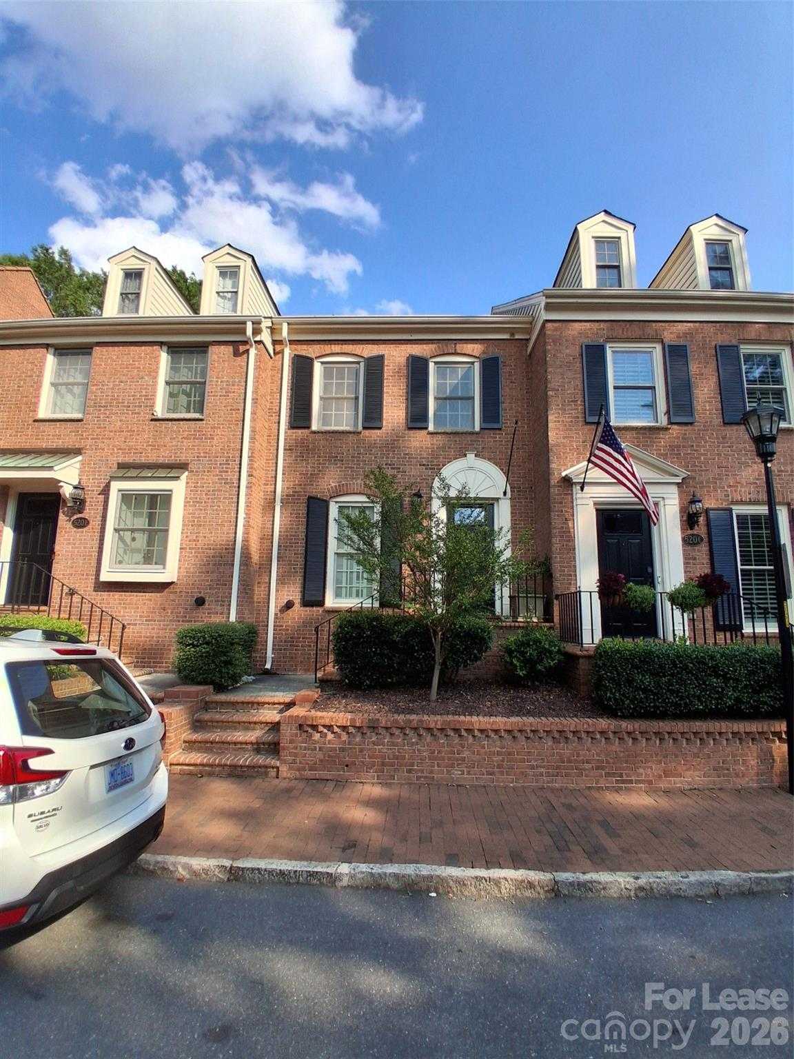 520 Poplar Street Charlotte North Carolina United States, for Rent, residential, Kristen Haynes, New Home Buyers Brokers / Realty Pros