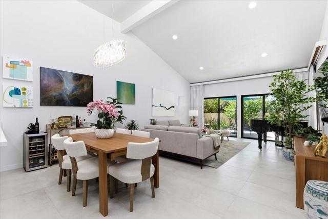 200 E Racquet Club Road APT 18 Palm Springs California United States, for Sale, residential, Michael Layton, PSagent.com